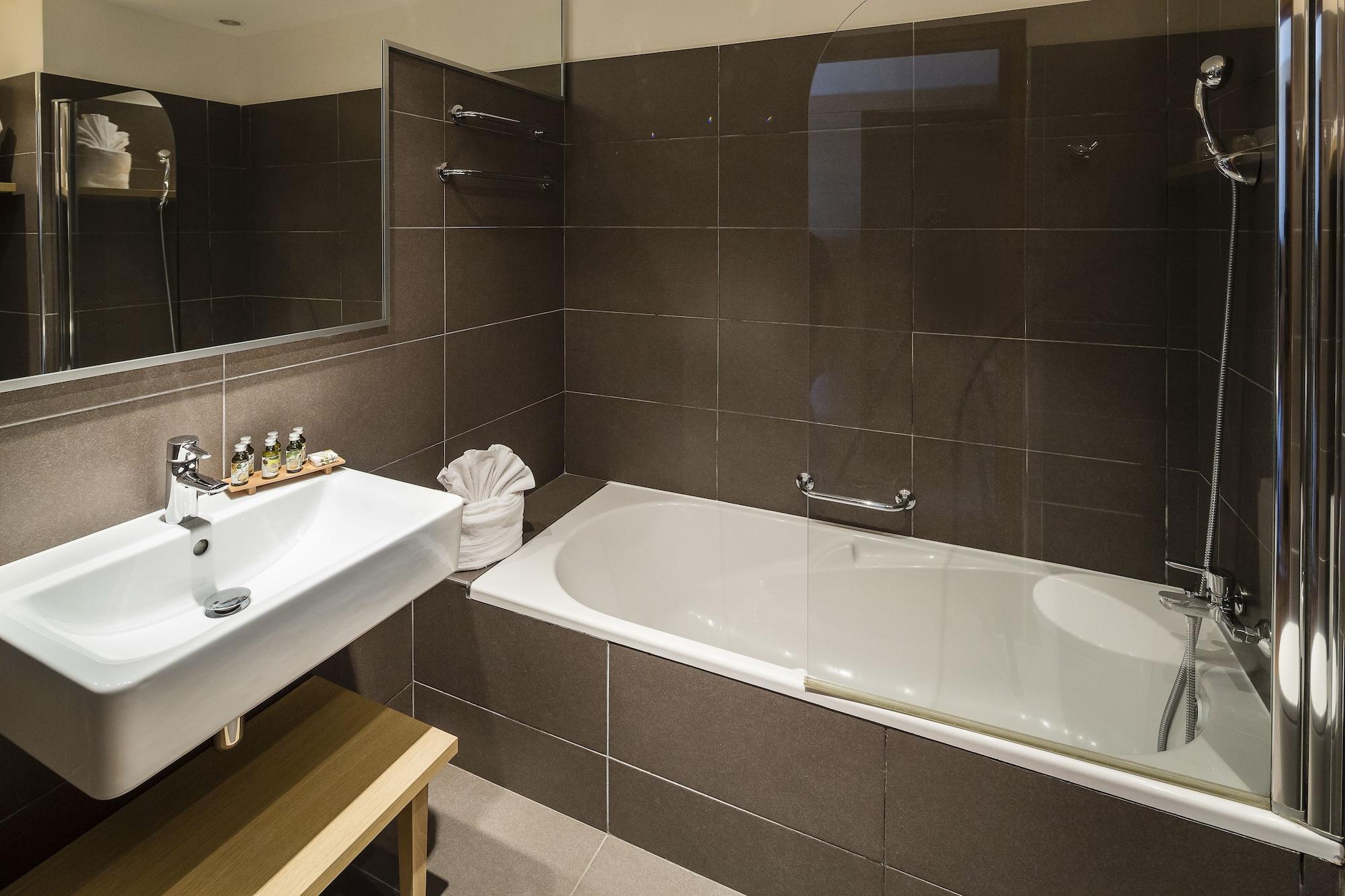 Hotel Helios & Spa - Ile Des Embiez Six-Fours-les-Plages Ruang foto