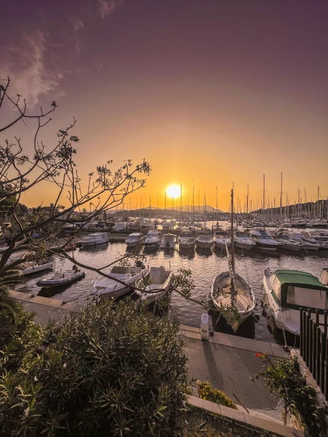 Hotel Helios & Spa - Ile Des Embiez Six-Fours-les-Plages Bagian luar foto