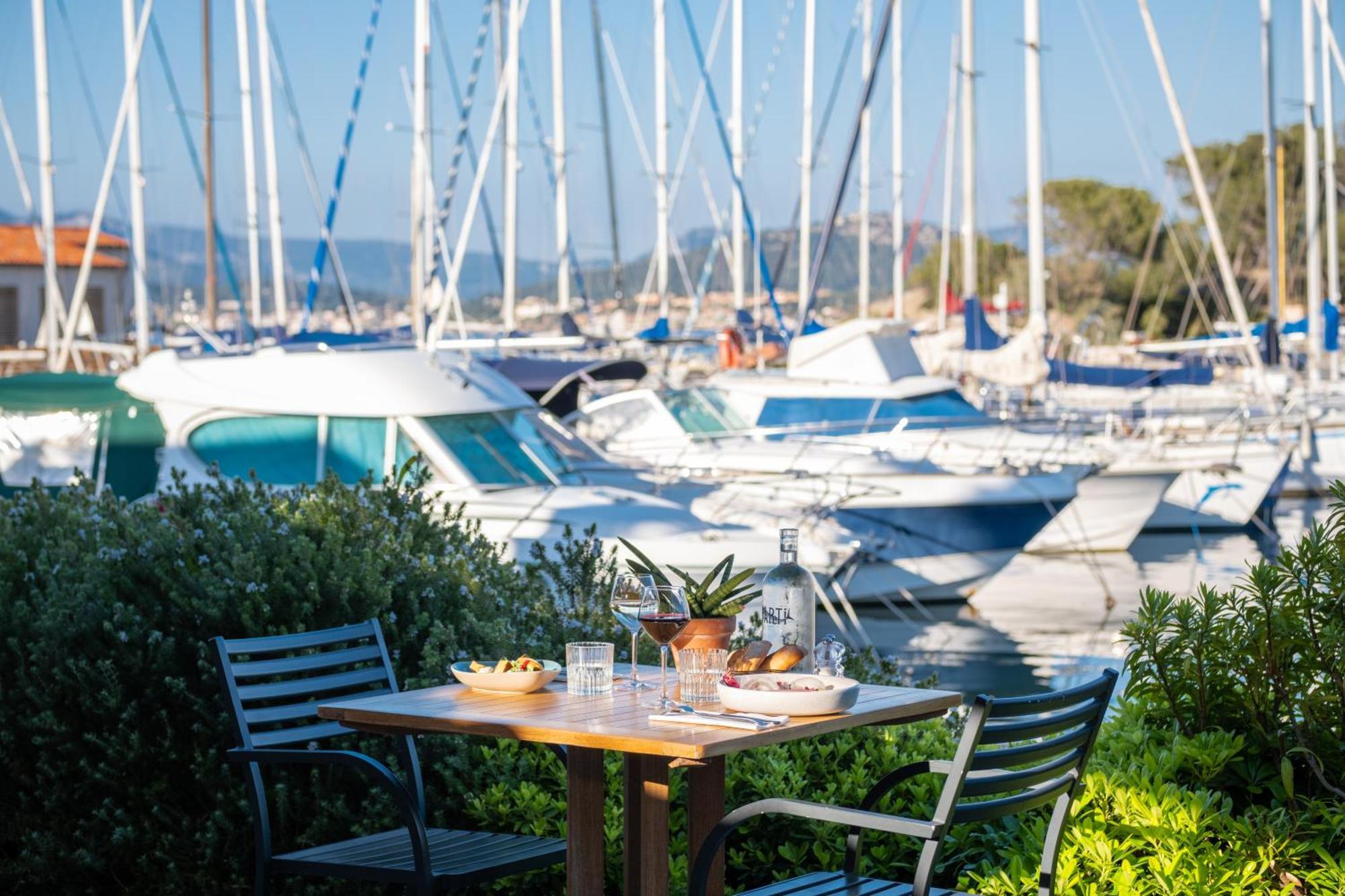 Hotel Helios & Spa - Ile Des Embiez Six-Fours-les-Plages Bagian luar foto