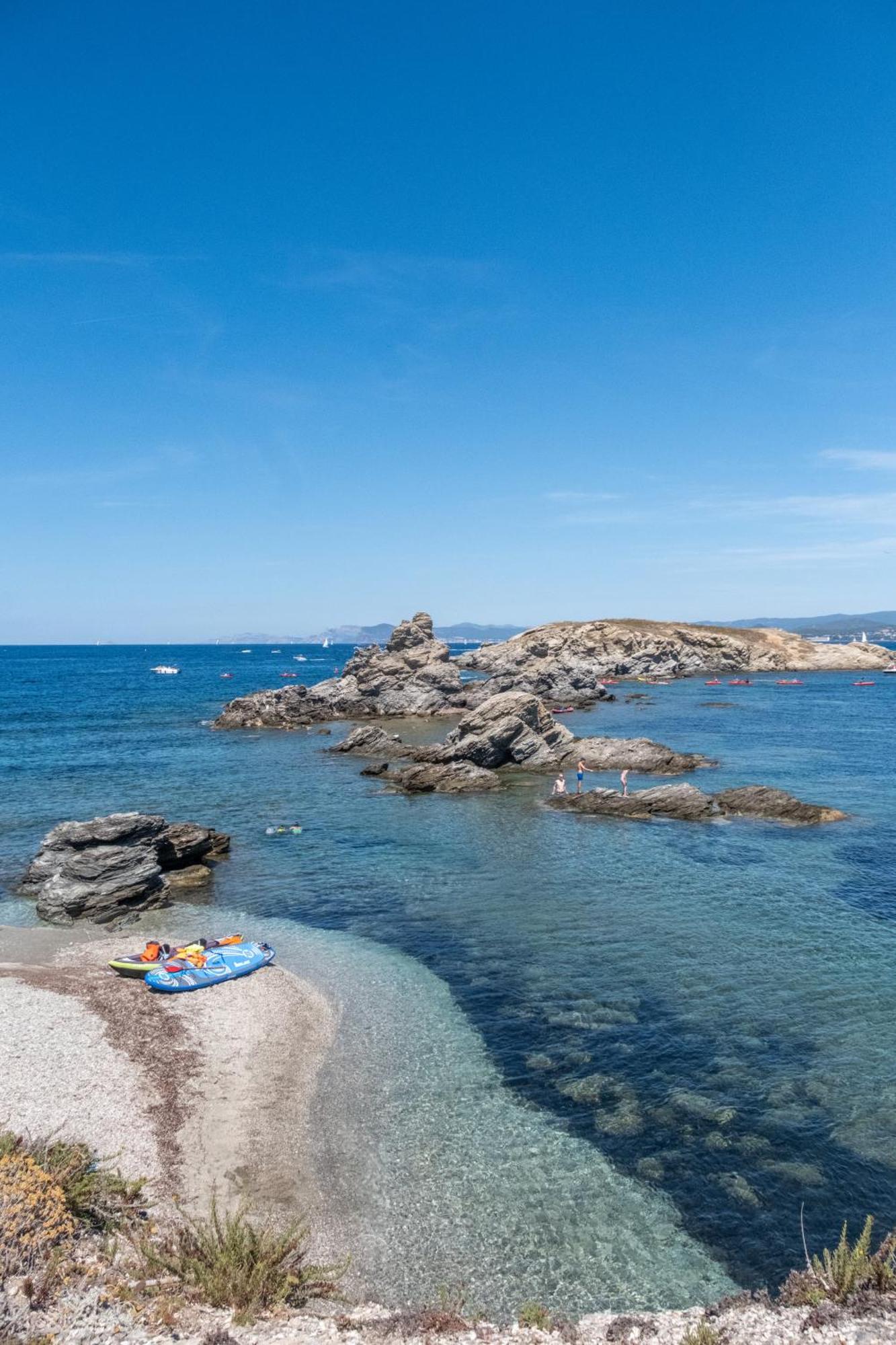 Hotel Helios & Spa - Ile Des Embiez Six-Fours-les-Plages Bagian luar foto