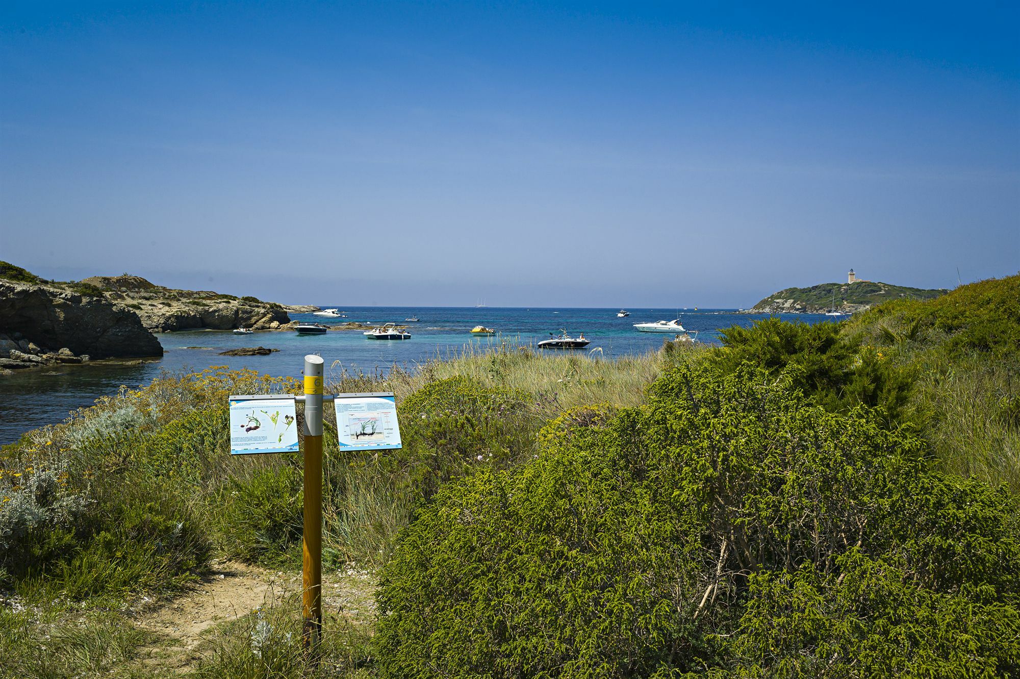 Hotel Helios & Spa - Ile Des Embiez Six-Fours-les-Plages Bagian luar foto