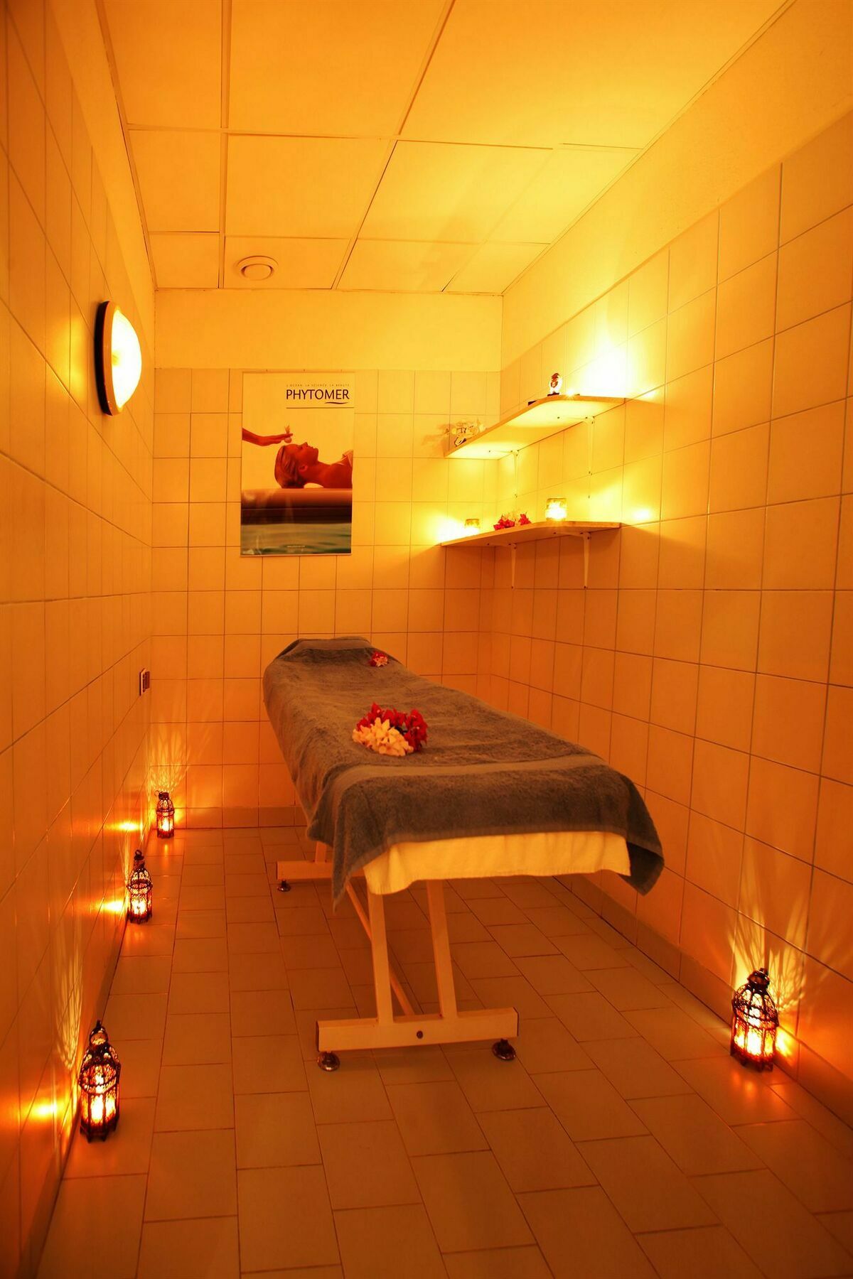 Hotel Helios & Spa - Ile Des Embiez Six-Fours-les-Plages Bagian luar foto