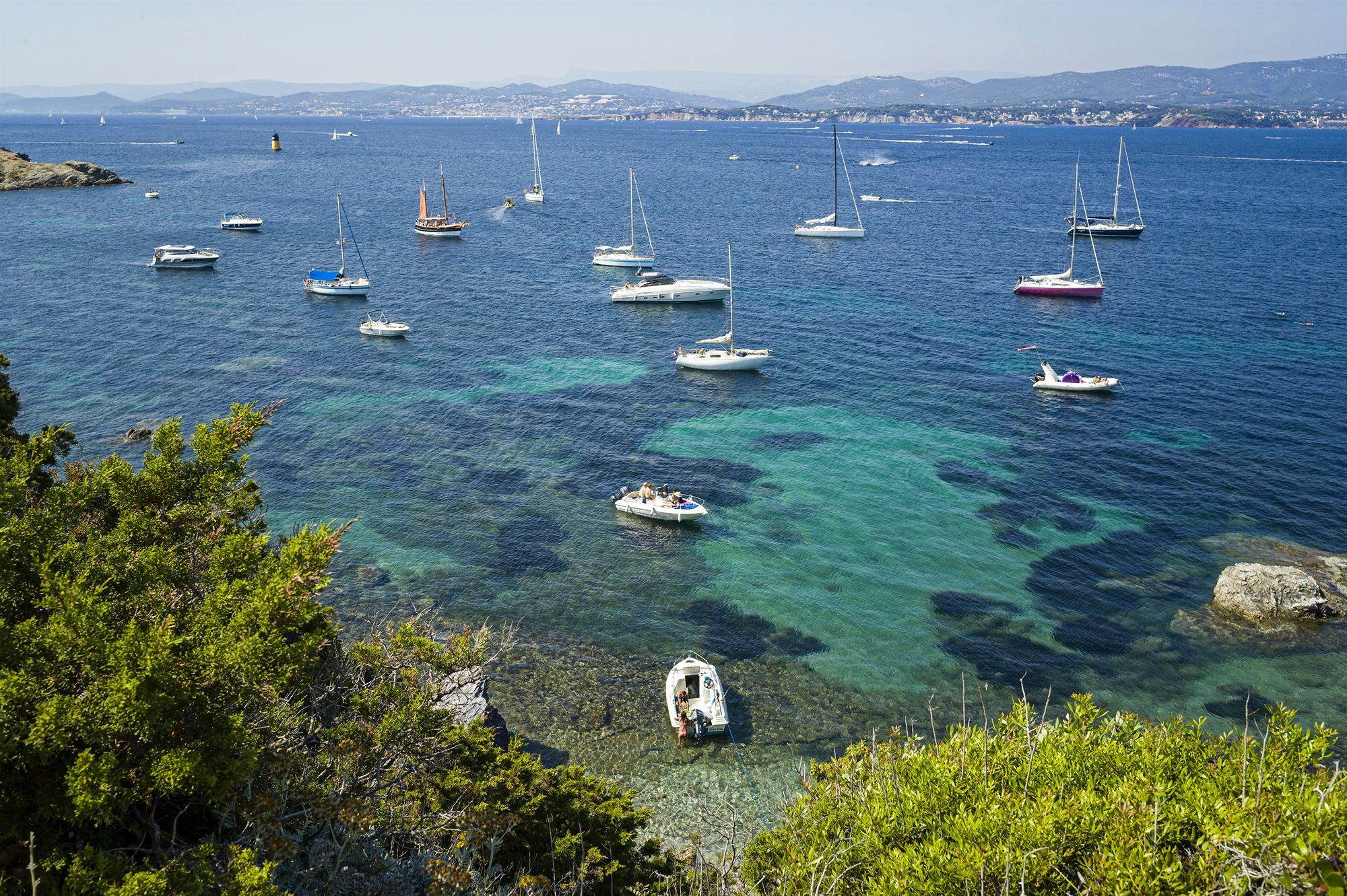 Hotel Helios & Spa - Ile Des Embiez Six-Fours-les-Plages Bagian luar foto